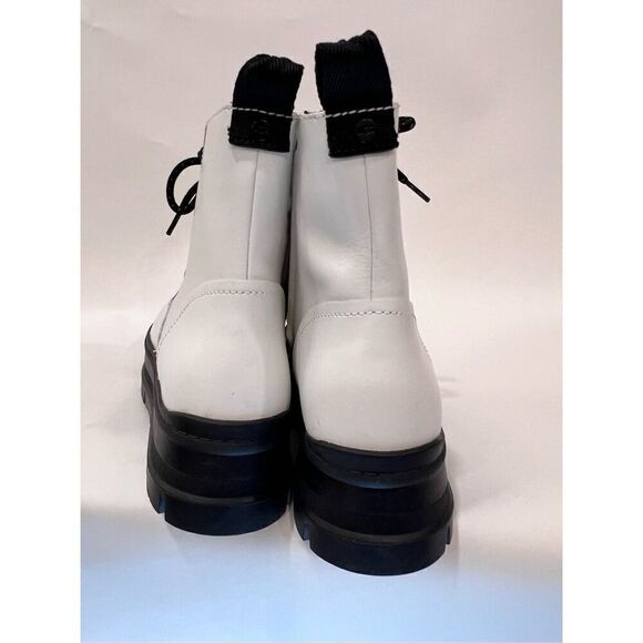 UGG Women's White Black Sidnee Waterproof Platform Lug Combat Boots Size 9 NWOT - Picture 8 of 13